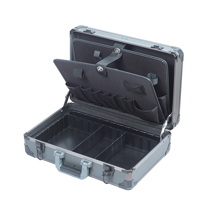 银灰重型铝质工具箱