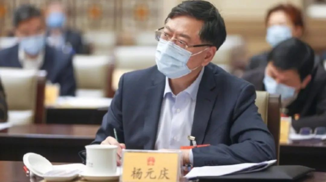 996问题愈演愈烈，政协委员建议监管；联想杨元庆也反对996